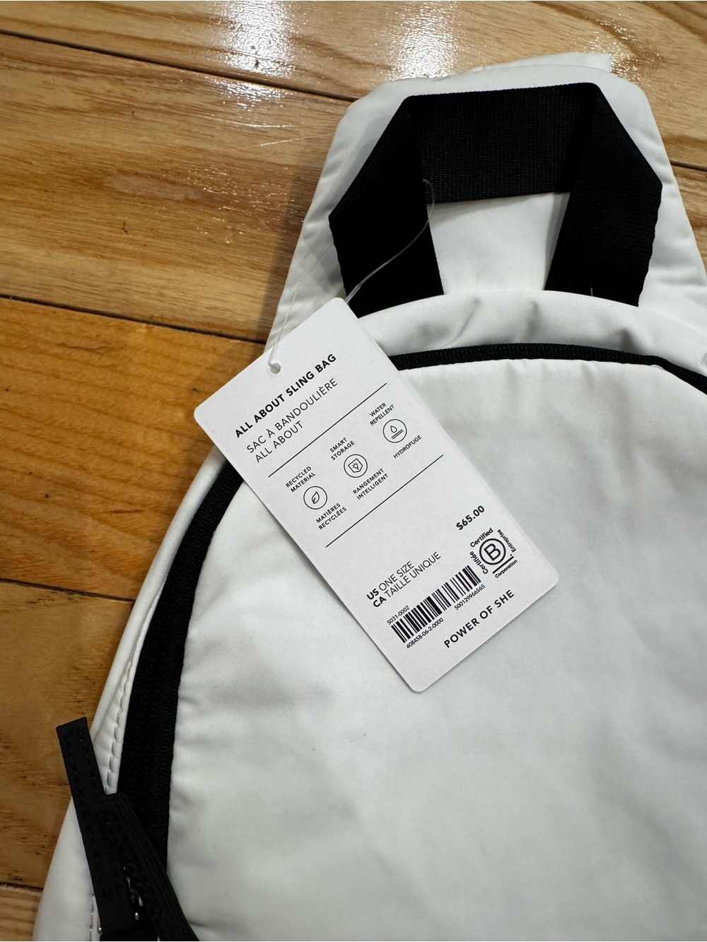 Athleta White All About Sling Bag with Black Strap - Picture 3 of 7